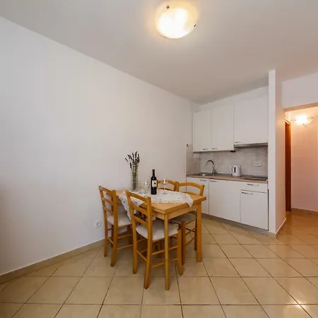 Apartamento Milena Trogir