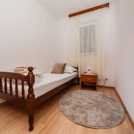 Milena Apartmán Trogir