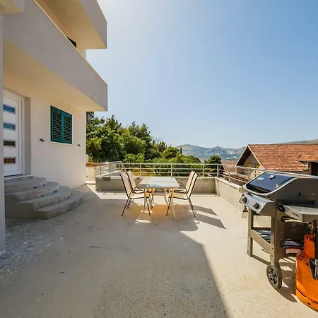Milena Apartamento Trogir