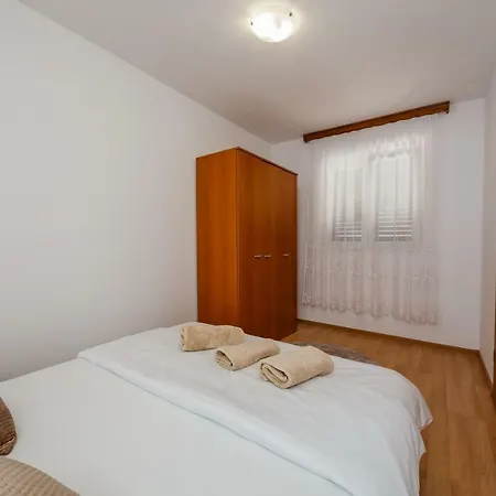 Milena Apartment *